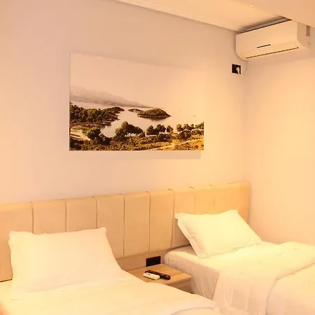 Hotel Bebi And Sarande