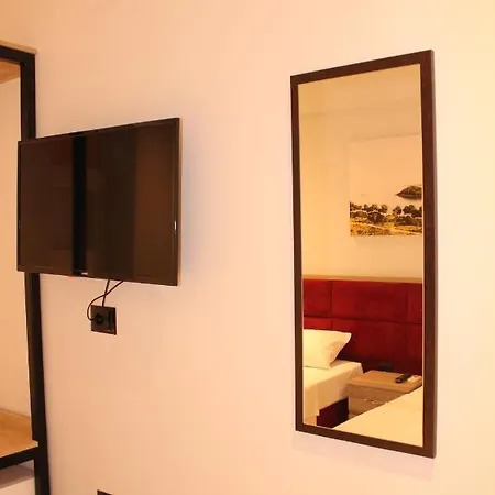 Hotel Bebi And Sarande
