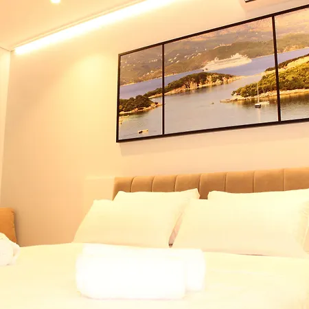 فندق Bebi And 4*