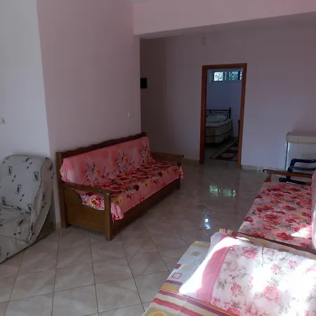 Hotel Bebi And Sarande