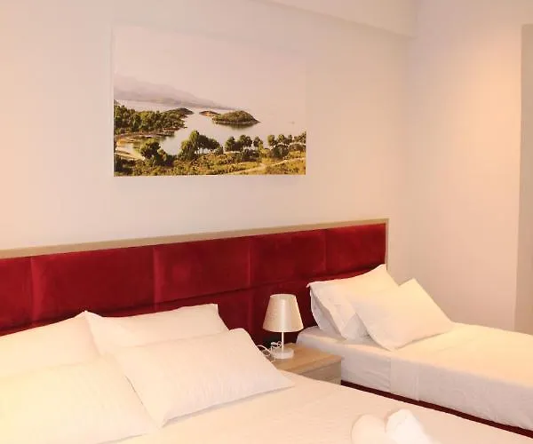 Hotel Bebi And Sarande