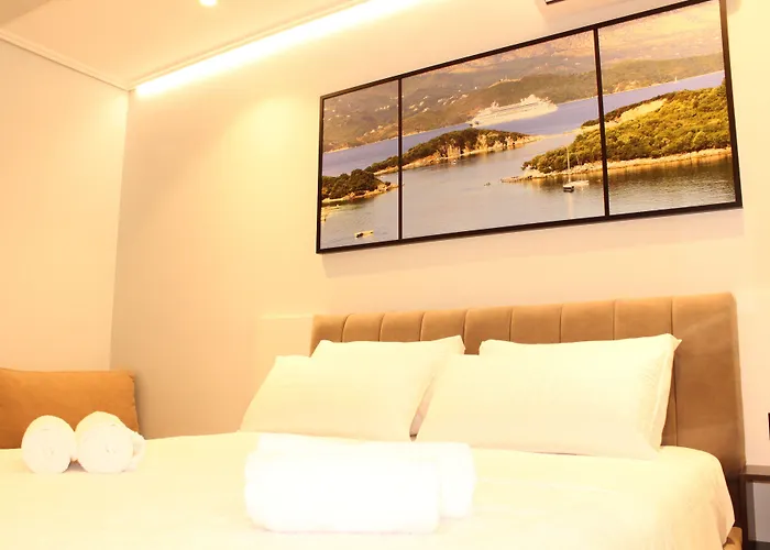 Hotel Bebi And 4*