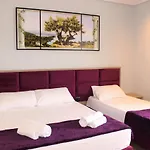 Bebi And 4* Saranda