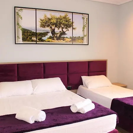 Bebi And 4* Saranda