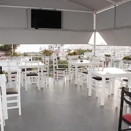 Hotel Bebi And Sarandë