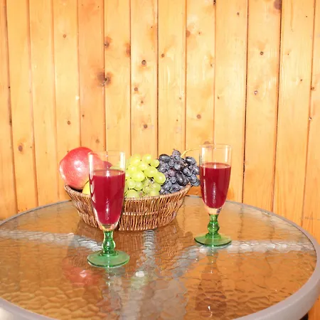 Bebi And Hotel Sarandë