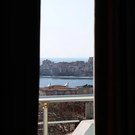 Bebi And Hotel Sarandë