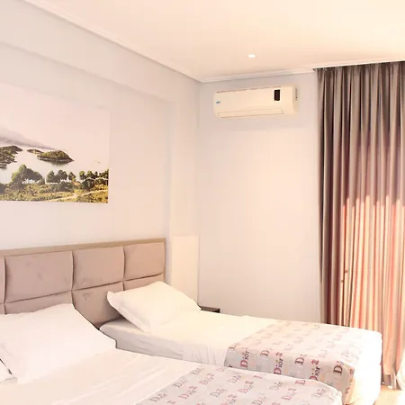 Hotel Bebi And 4*