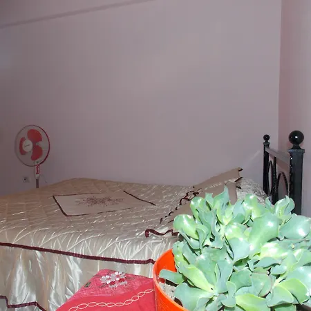 Hotel Bebi And Sarandë
