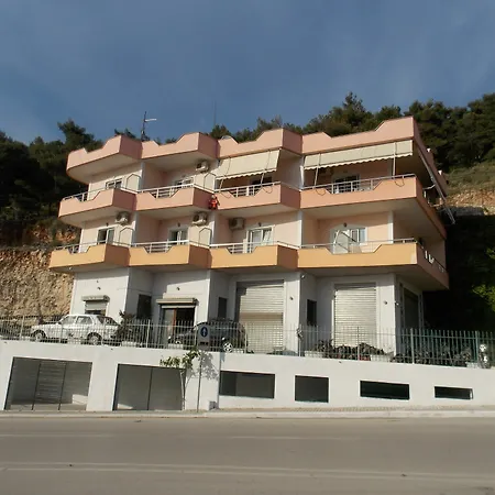 Bebi And Sarandë